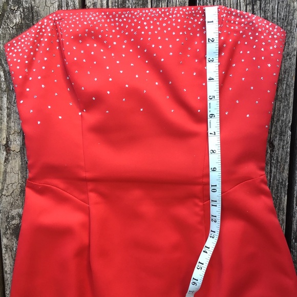 Red Rhinestoned Junior Prom Gown - Picture 12 of 15